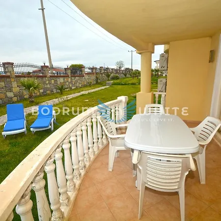 Casa de Férias Bodrum Fcc 2 Bedroom Garden Holiday Homes A15 Bogazici